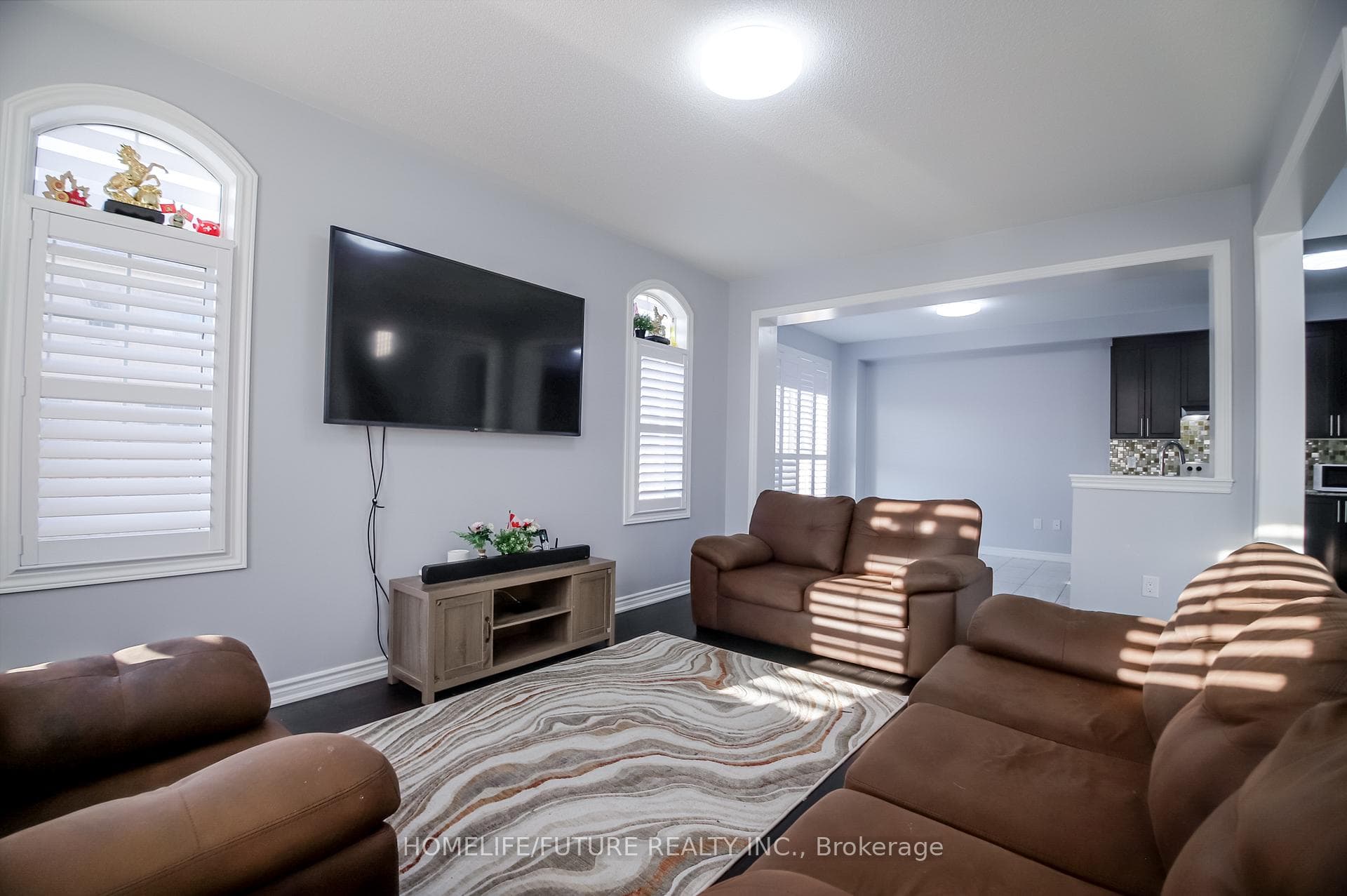 140 Ronald Hooper Avenue photo 16
