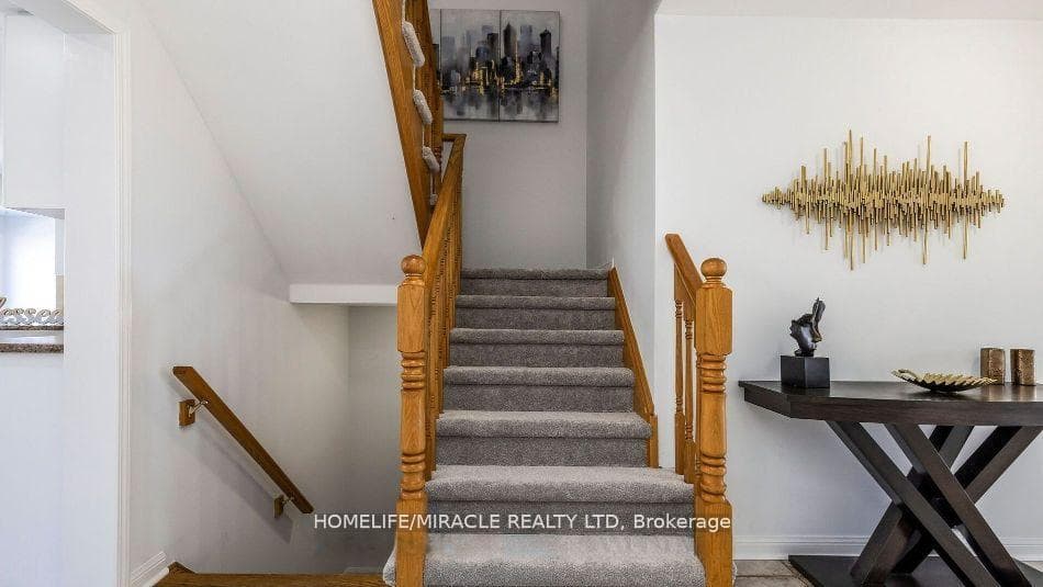 24 Williamson Drive photo 11