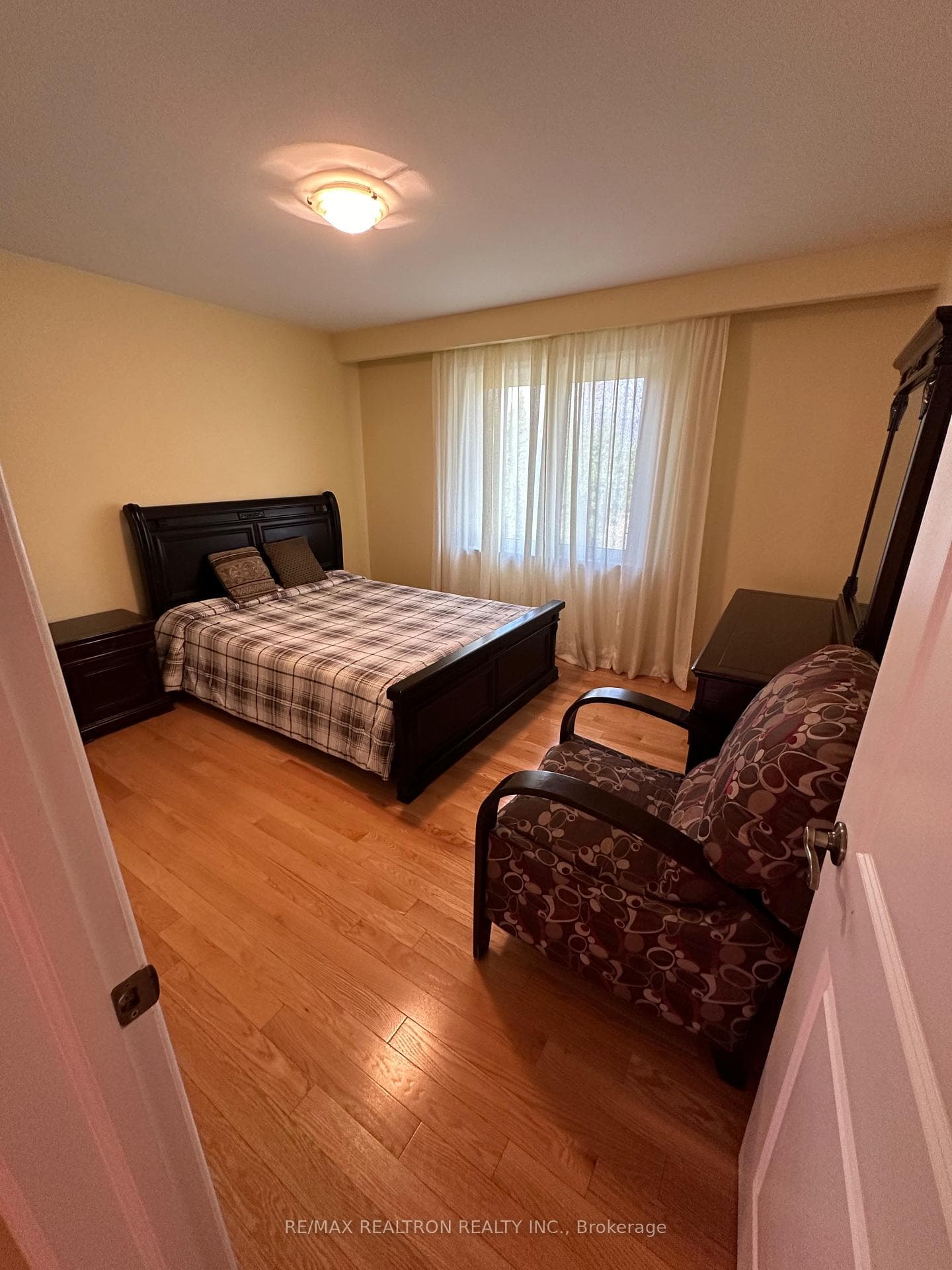 16 Orlon Crescent Unit Main photo 10