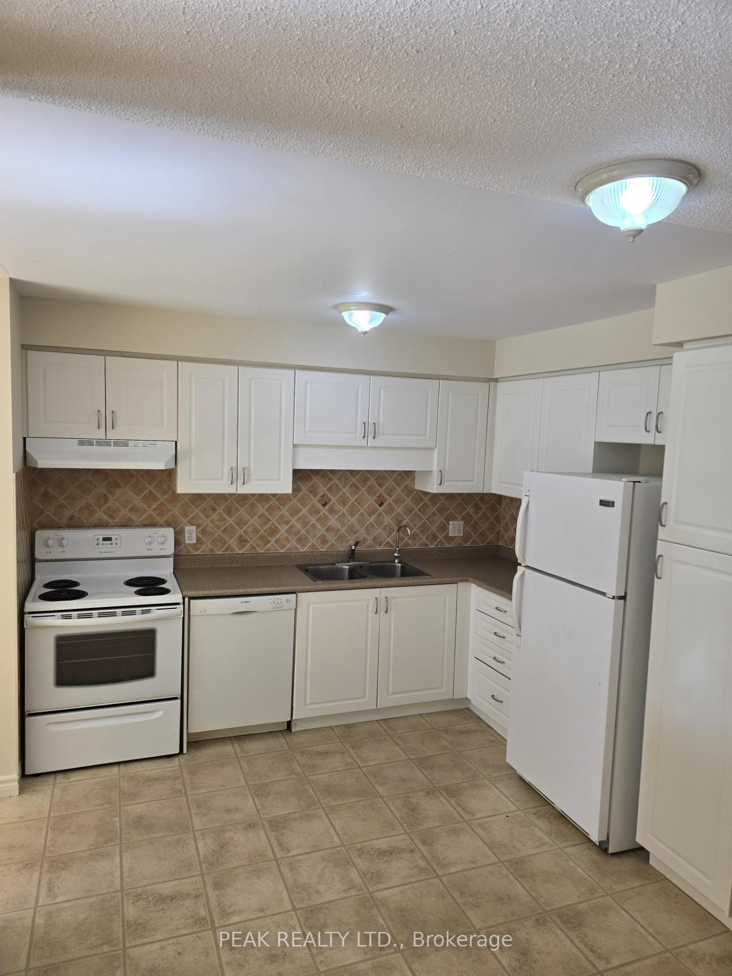 30 Vaughan Street Unit 66 photo 2