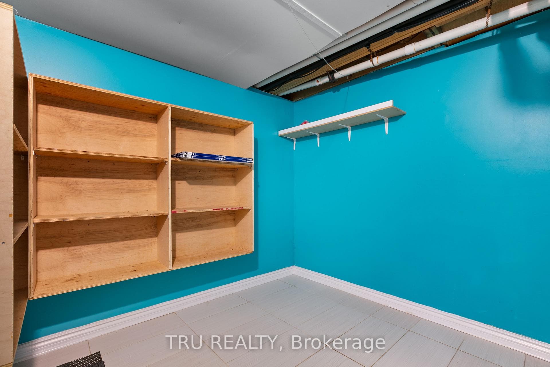 715 Mooneys Bay Place photo 40