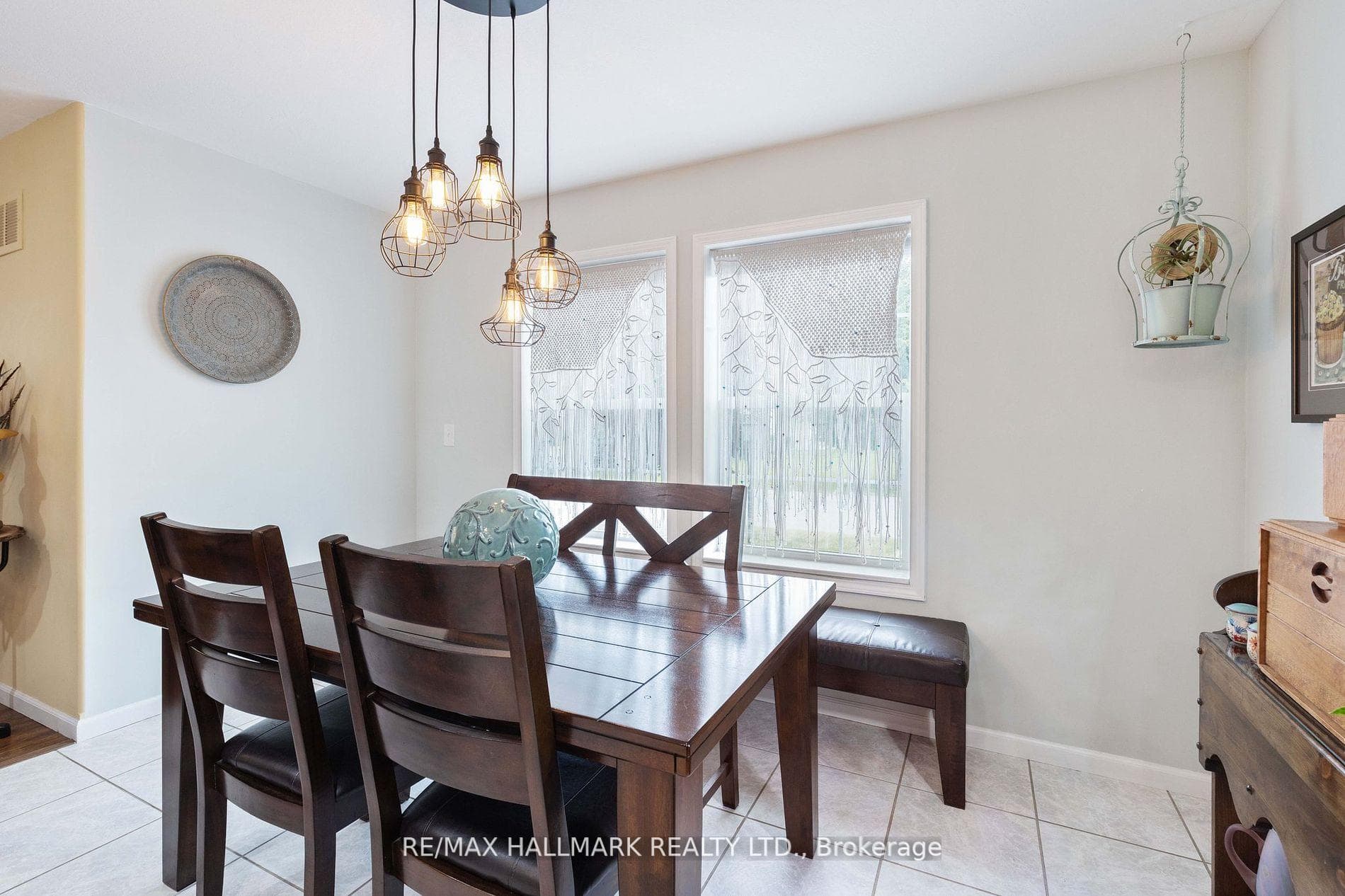 84 New York Avenue photo 14