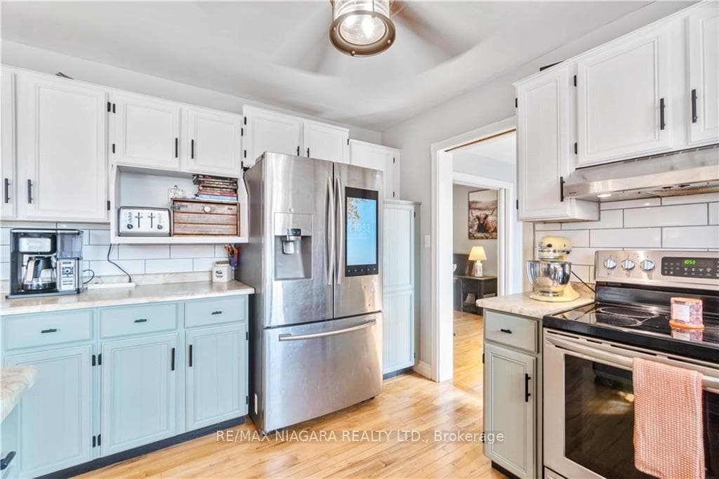 6736 Buckingham Drive photo 7