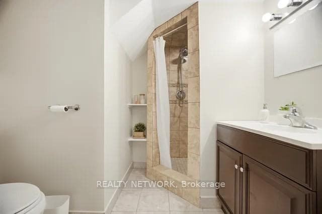 622 Upper Sherman Avenue photo 38