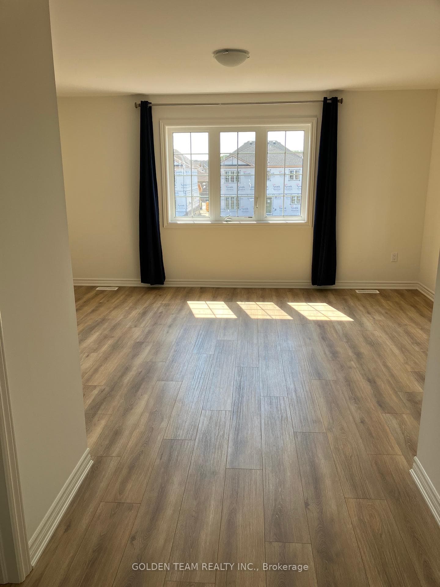 225 McKenzie Drive photo 4