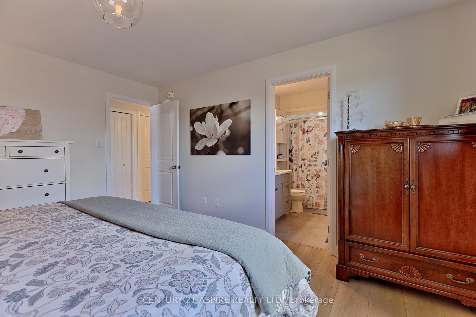 26 Terrance Drive photo 25