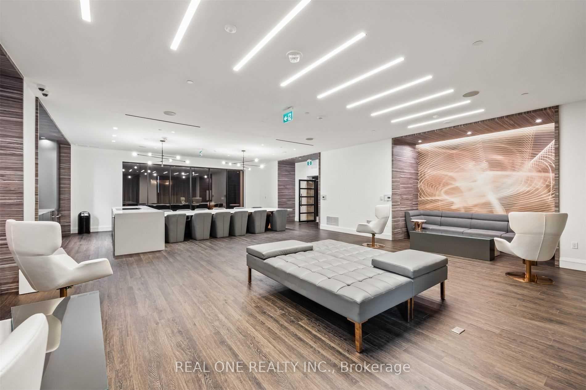 39 Roehampton Avenue Unit 4002 photo 12