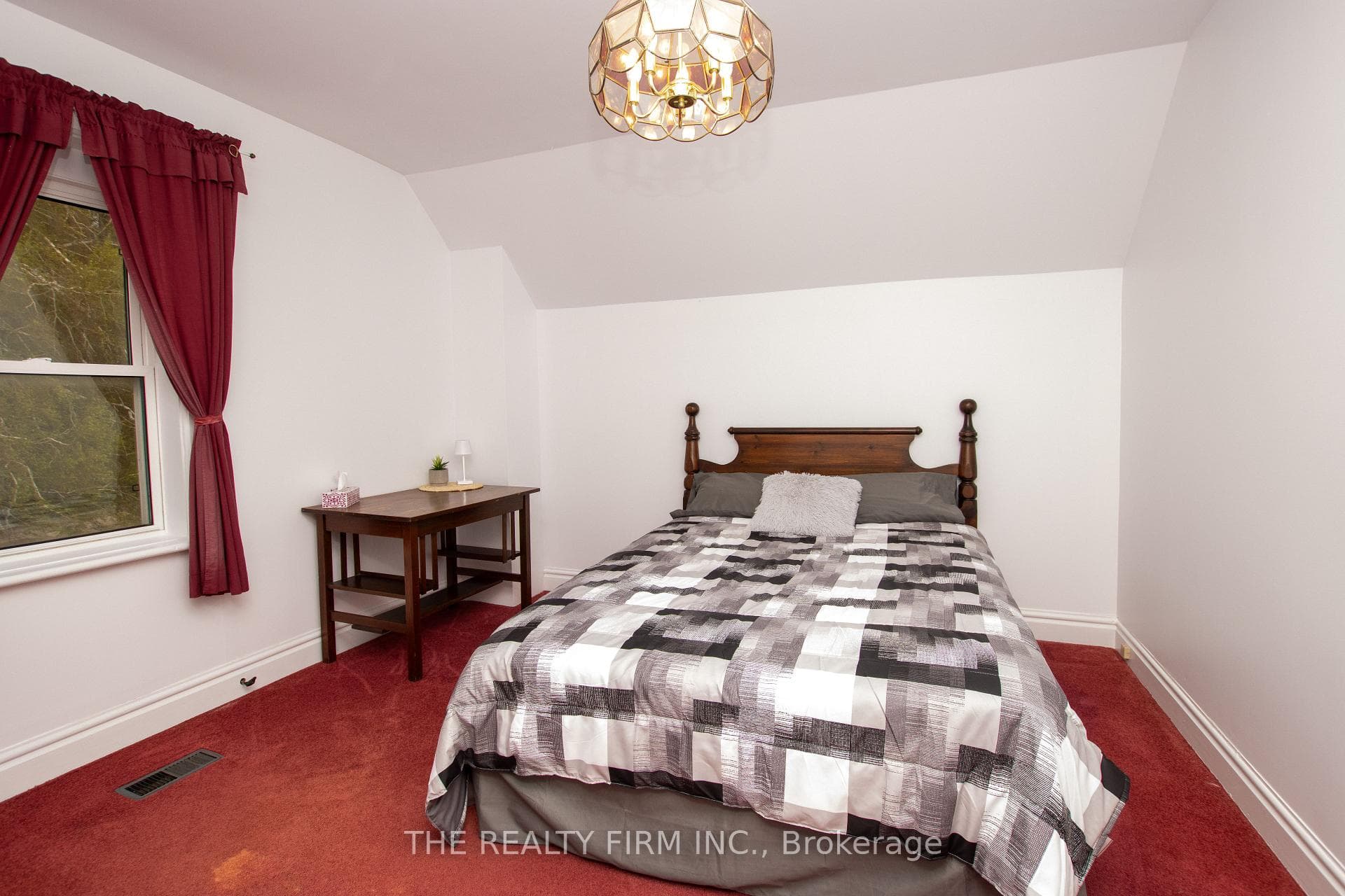 38904 Londesboro Road photo 31