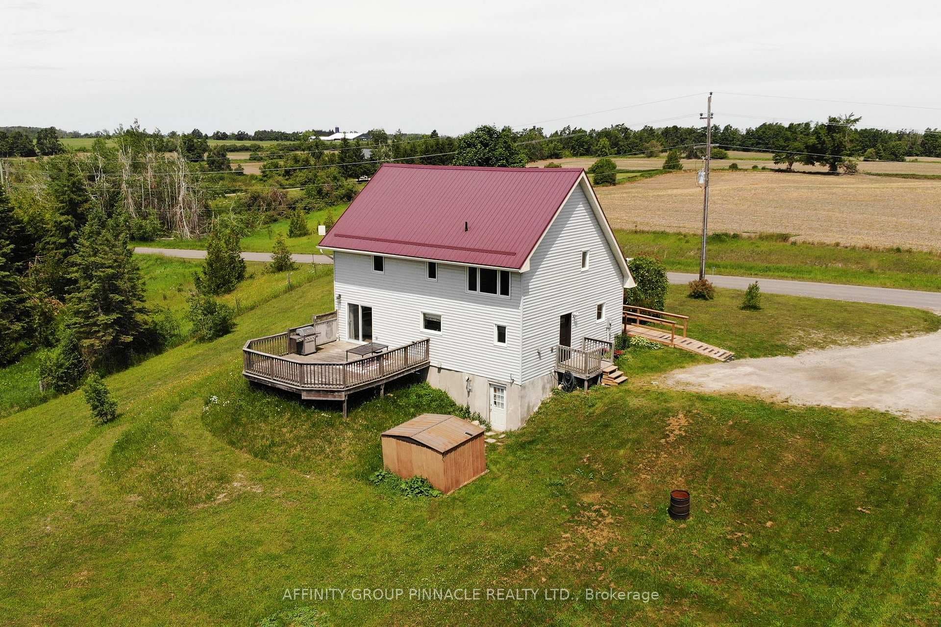 730 The Glen Road photo 41