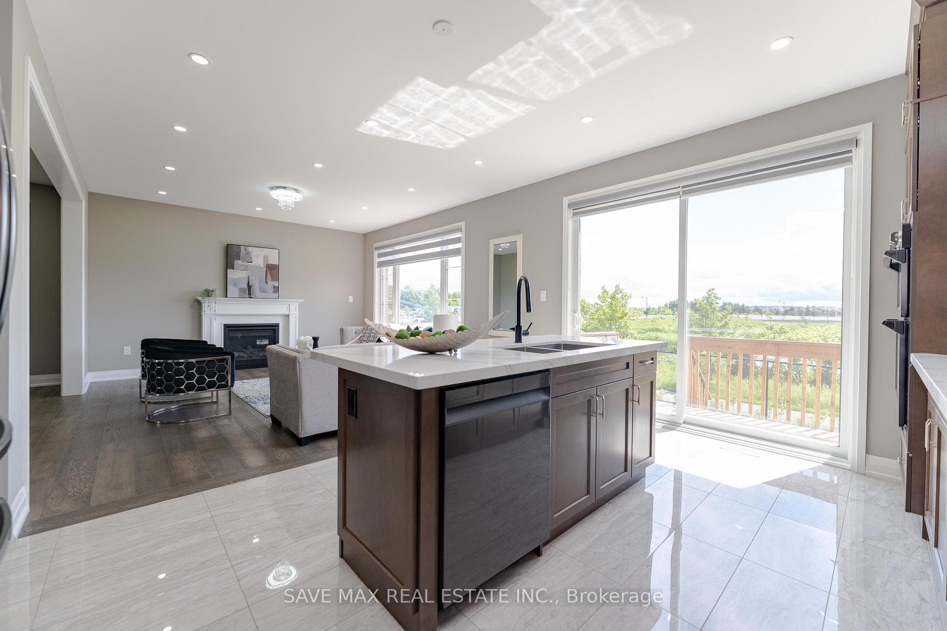 127 Yates Drive photo 10