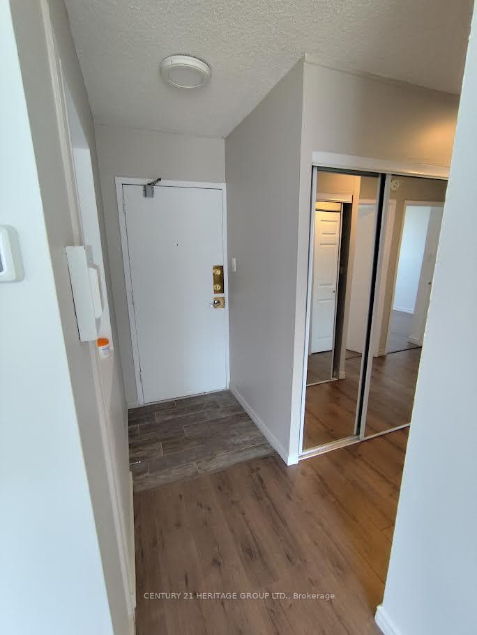 100 Lotherton Pathway Unit 612 photo 2