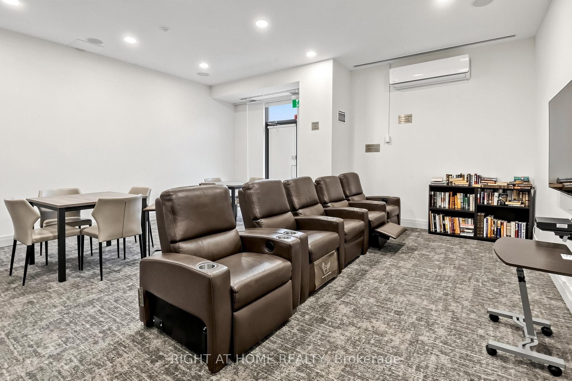 88 Promenade Circle Unit 1505 photo 28