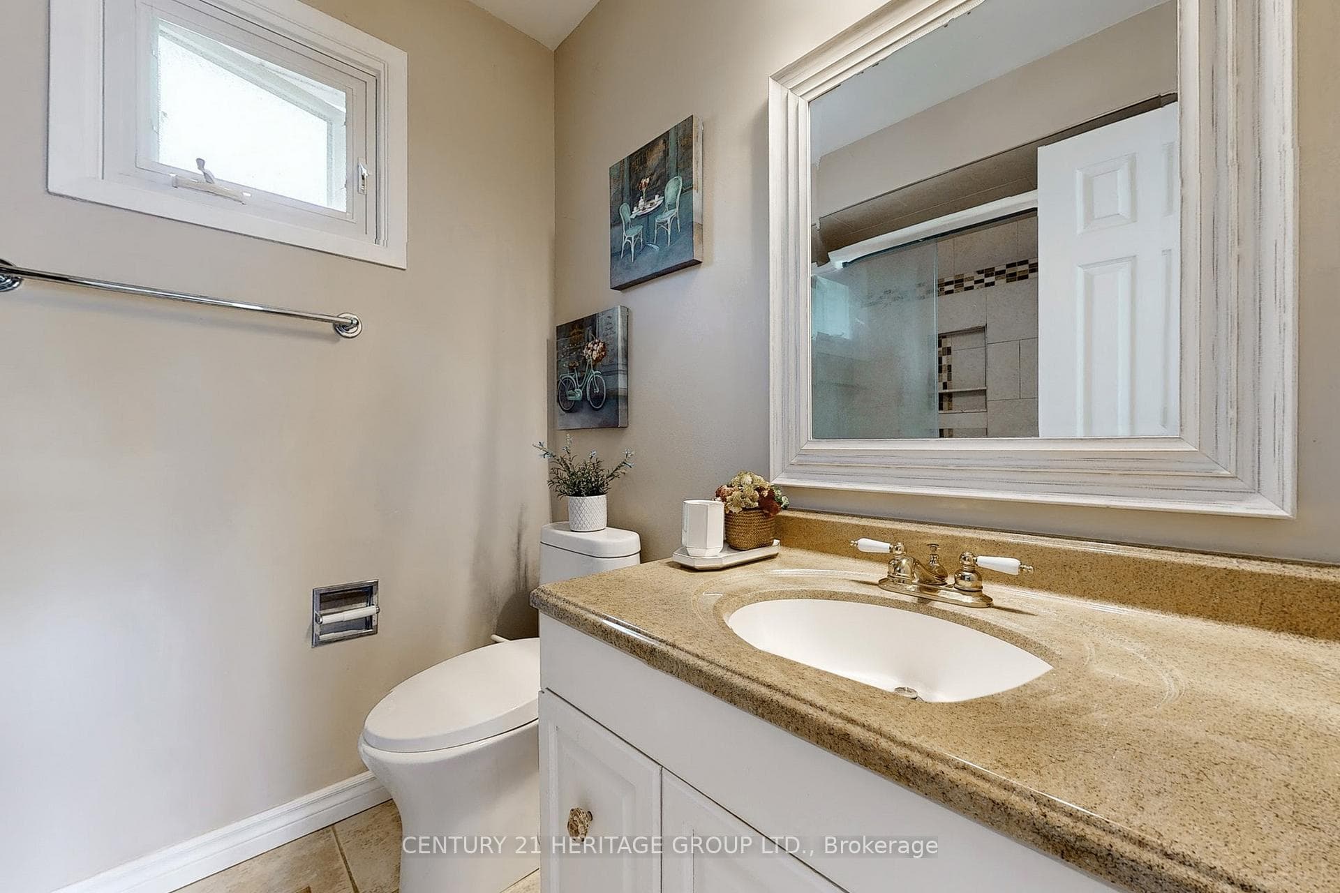 101 Lowe Boulevard photo 20