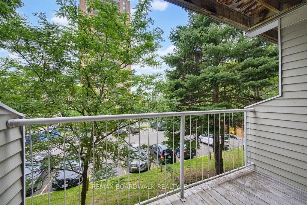 250 Brittany Drive Unit 207 photo 21