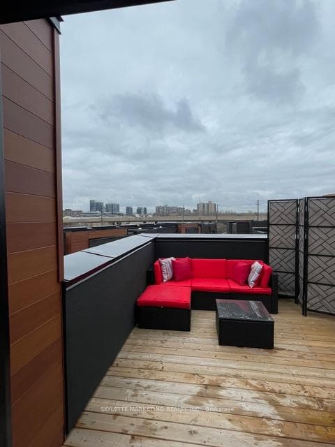 370B Red Maple Road Unit 67 photo 2
