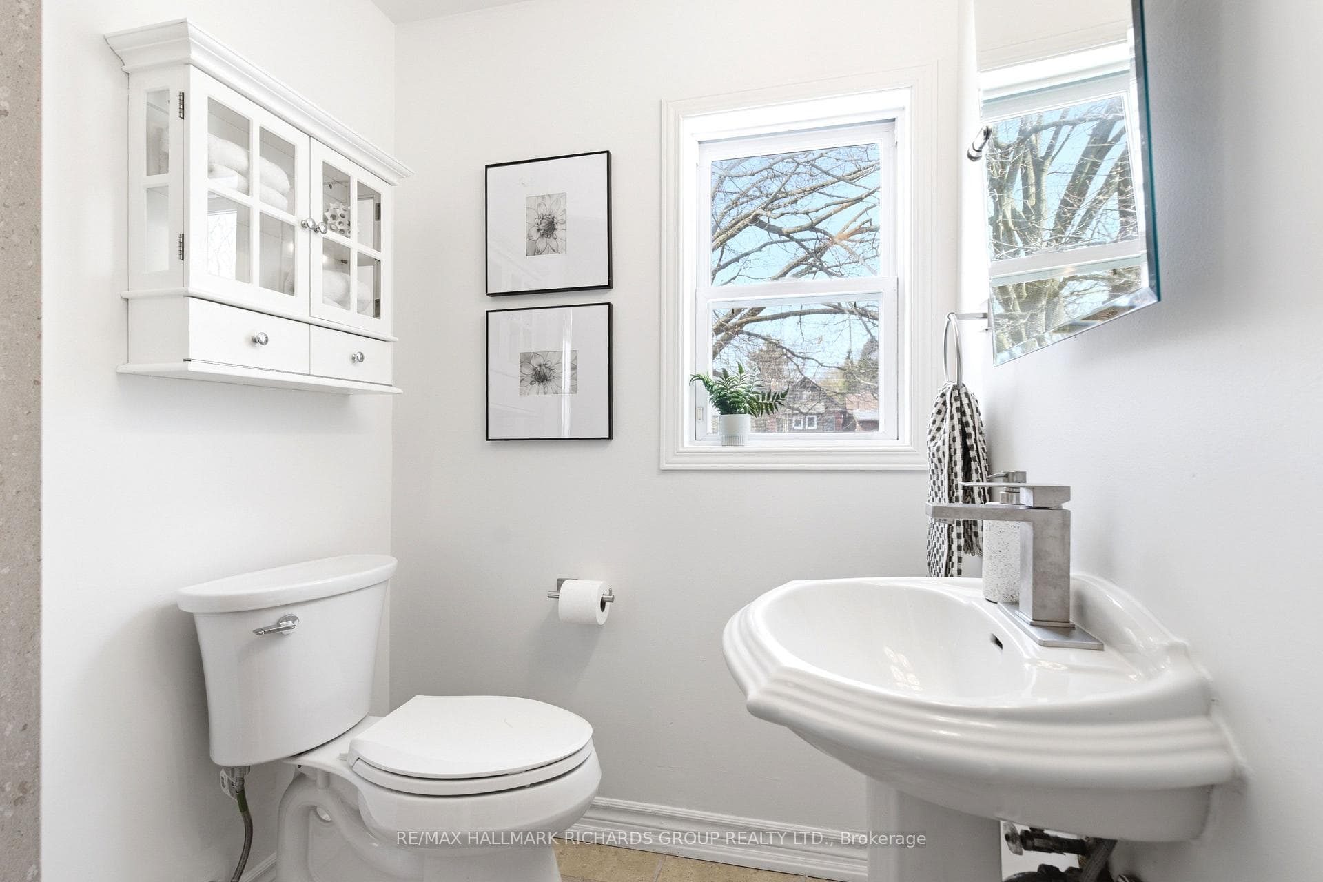 38 Burgess Avenue photo 18