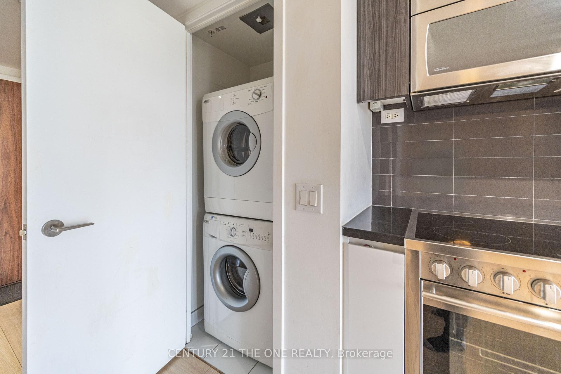 75 Queens Wharf Road Unit 1003 photo 11