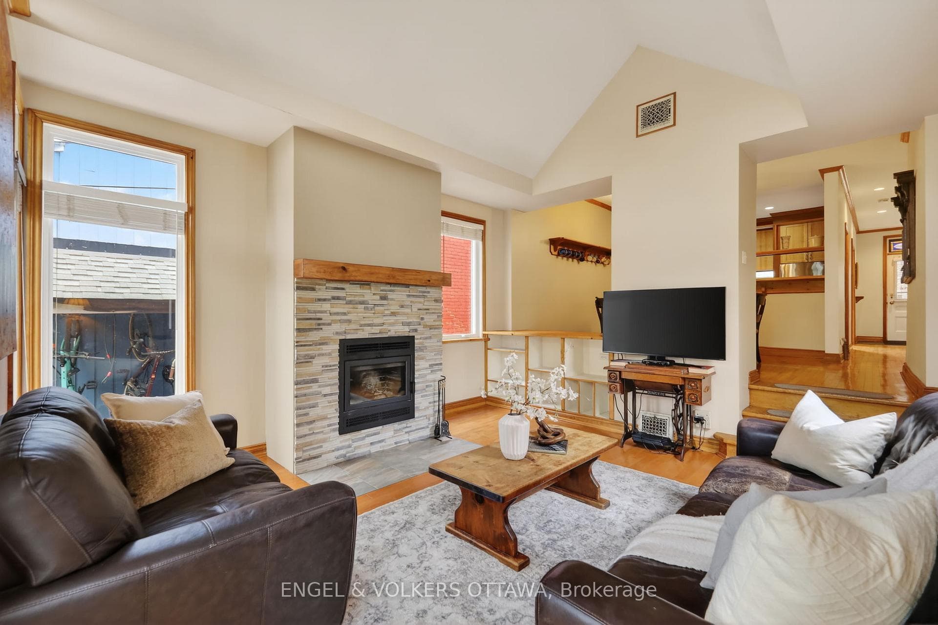 34 Ella Street photo 15