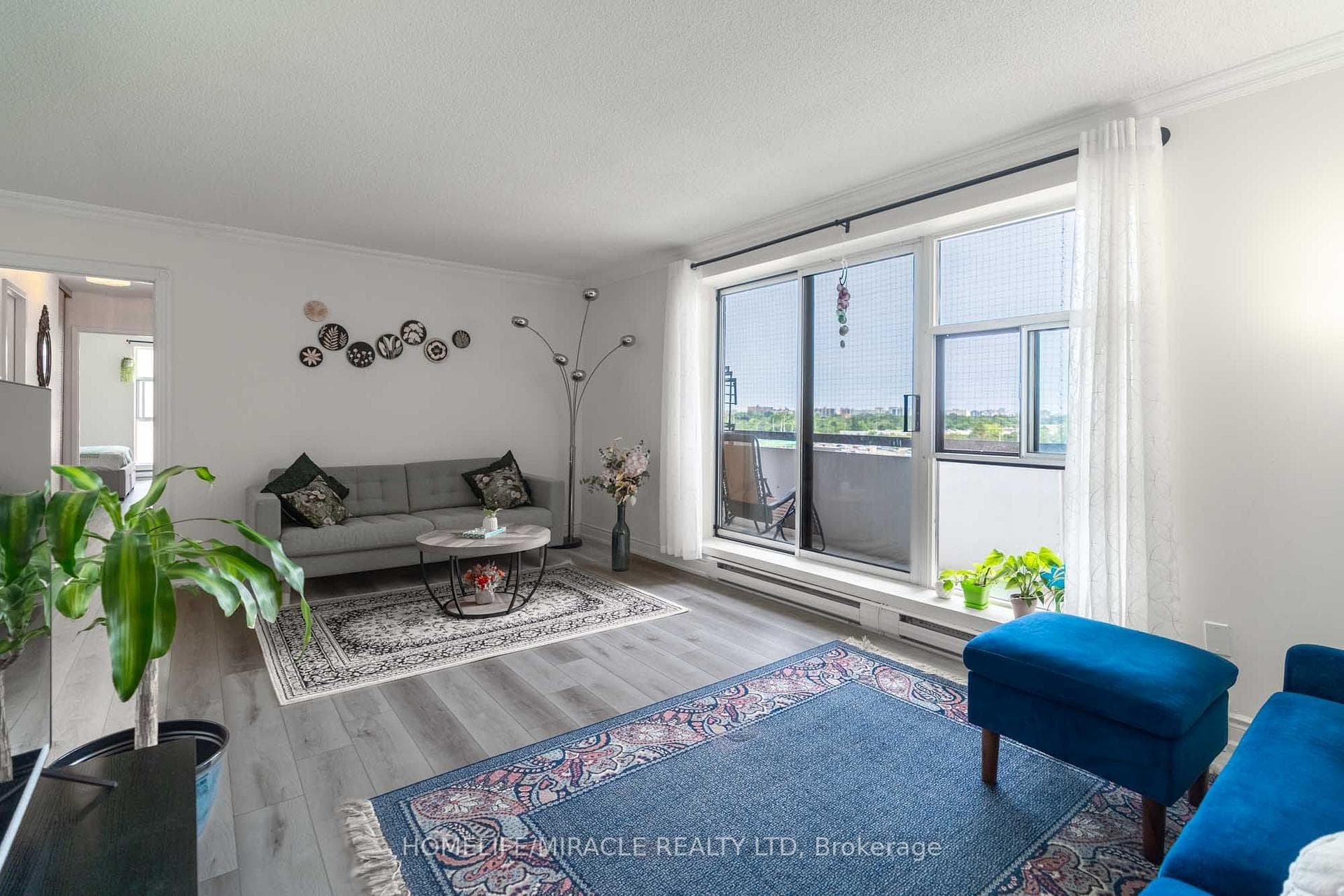 3025 Queen Frederica Drive Unit 807 photo 12