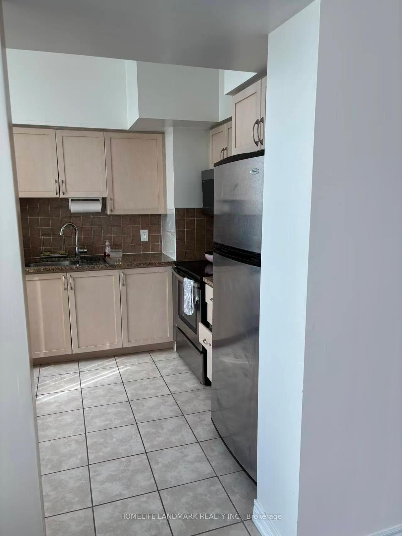 208 Enfield Place Unit 3103 photo 17