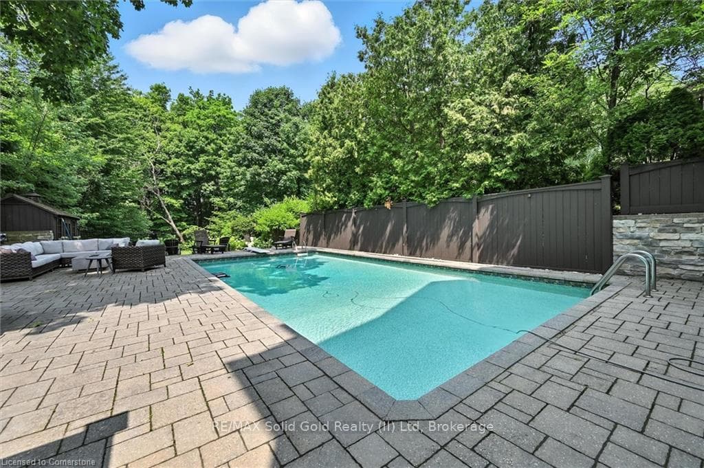 112 Chedoke Avenue photo 40
