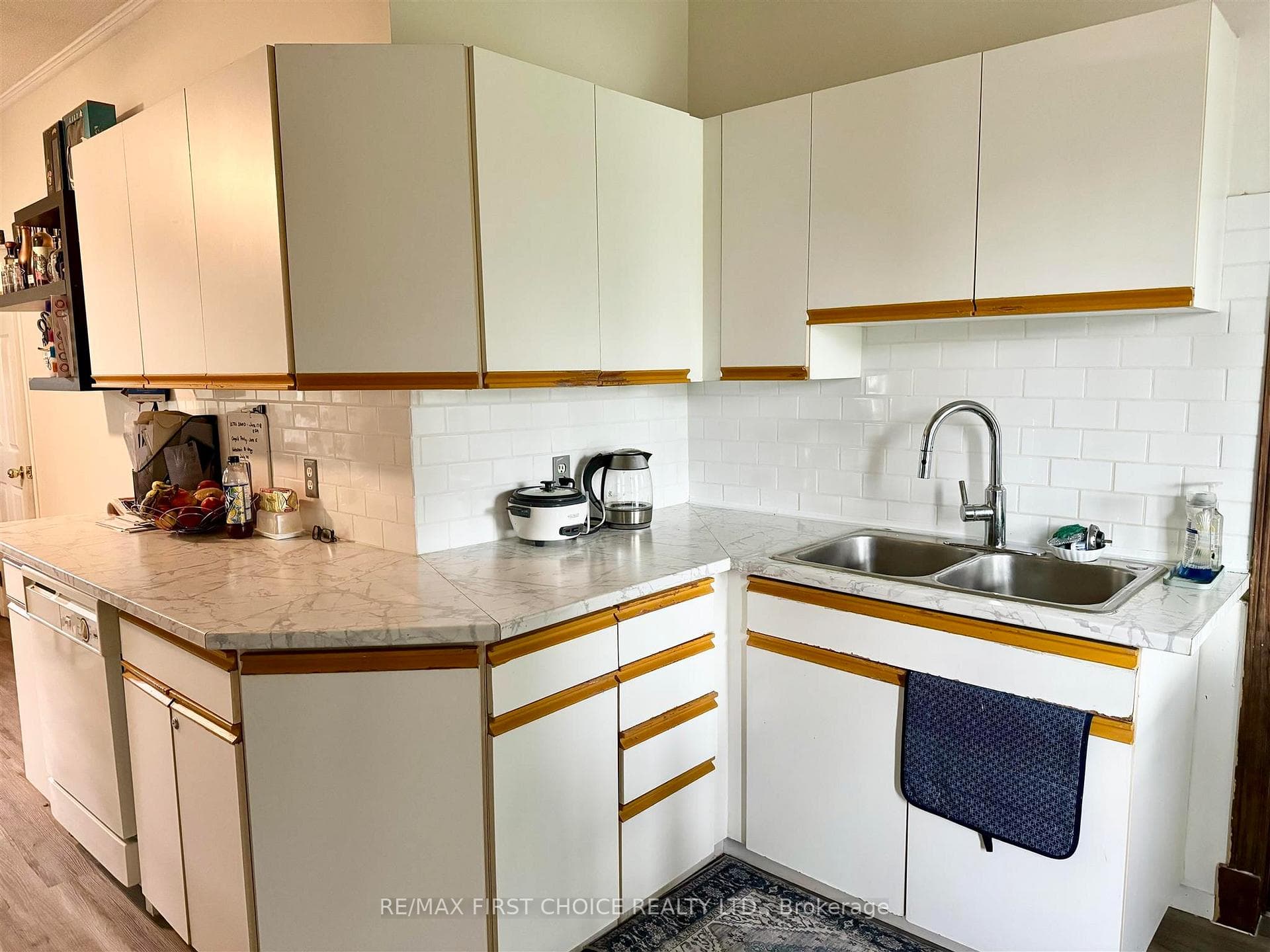 264 Amelia Street photo 10