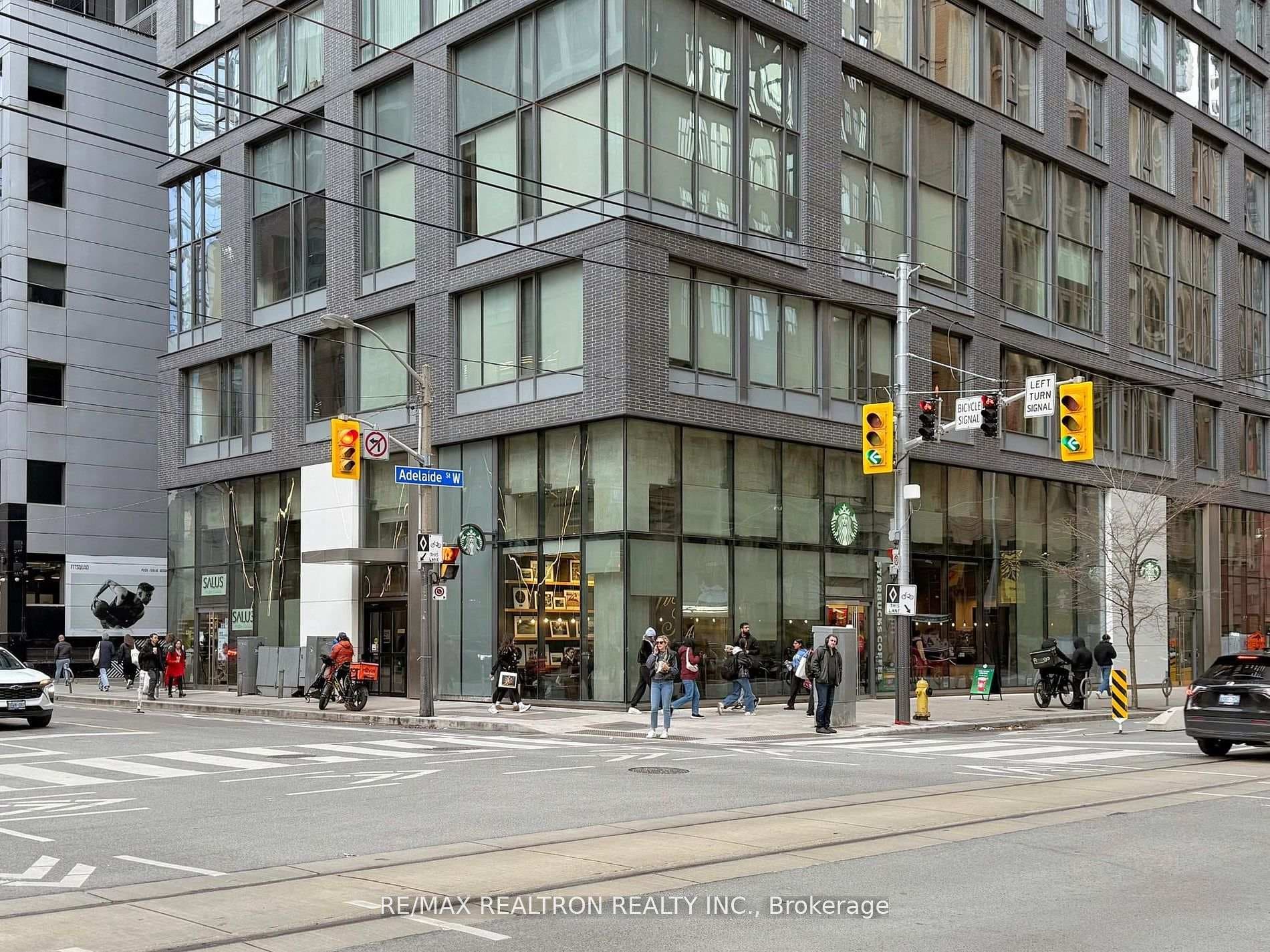 101 Peter Street Unit 3001 photo 5