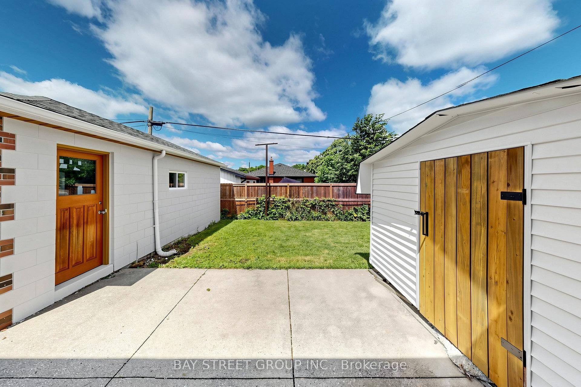 28 Warren Avenue photo 37