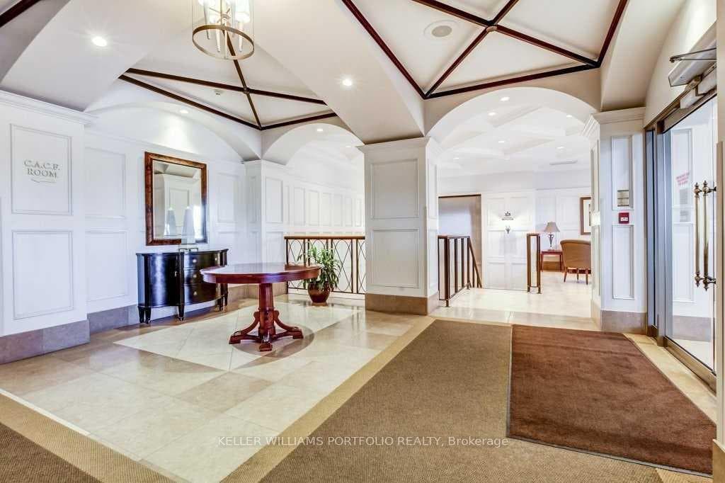 5229 Dundas Street Unit 707 photo 16