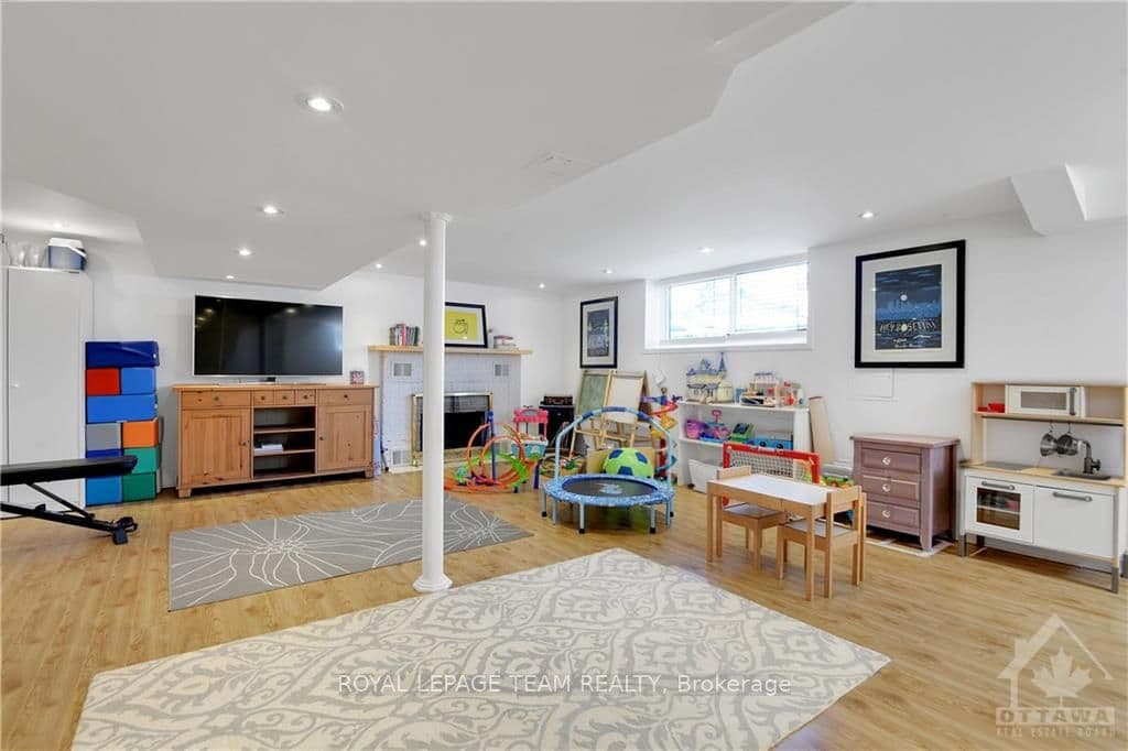 250 COWLEY Avenue photo 21