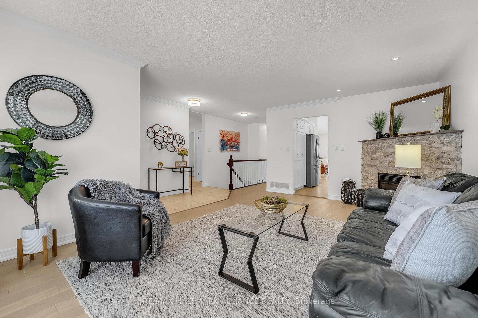 64 BASSWOOD Drive photo 6