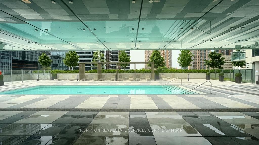 Zero Edge Outdoor Pool