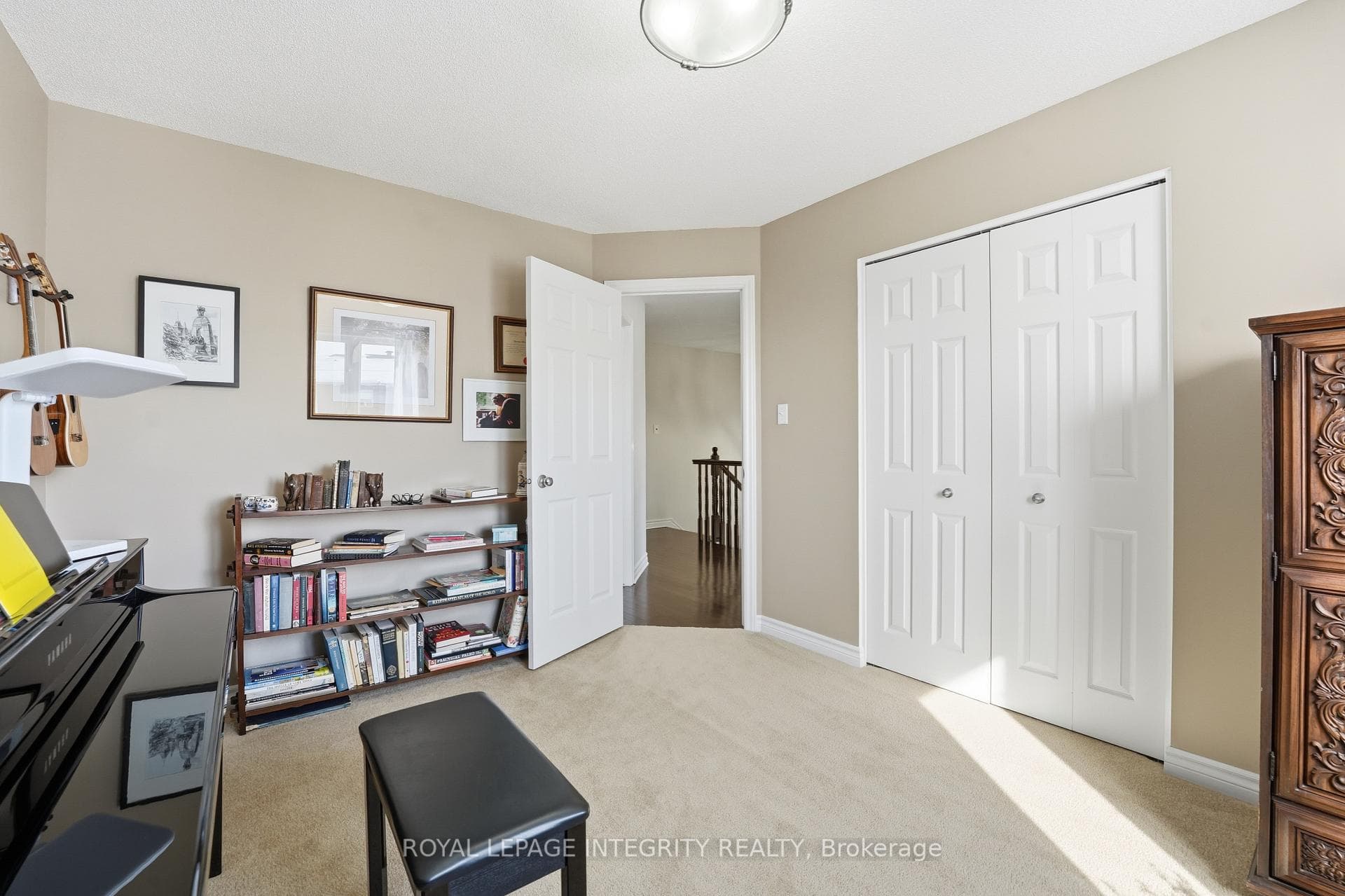 317 Mercury Street photo 32