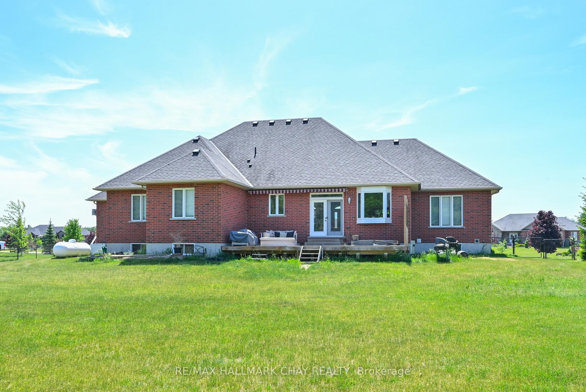 11 Harry Parker Place photo 32