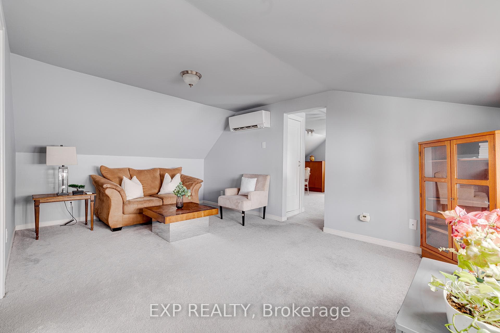 77 Borden Avenue photo 33