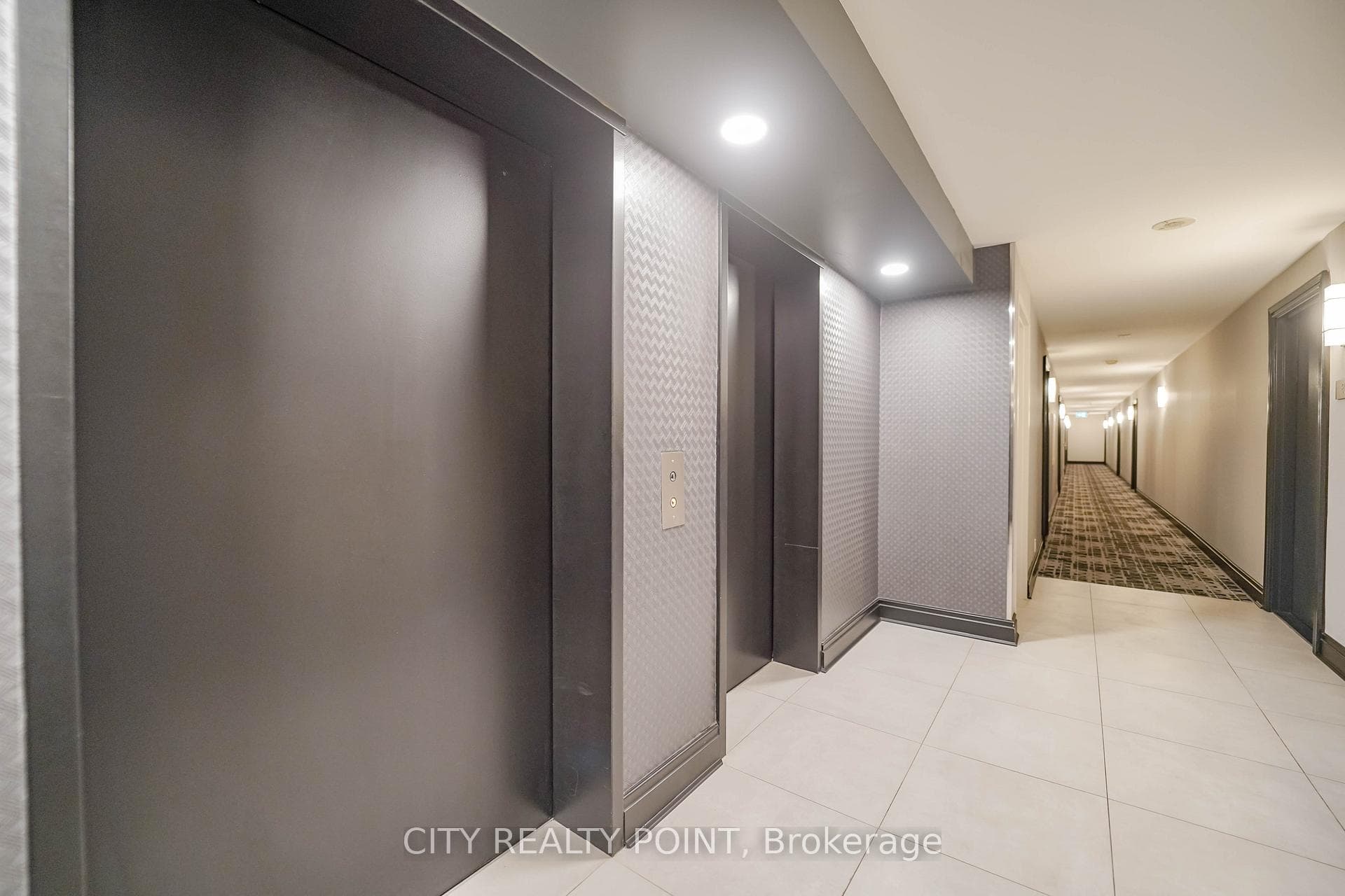 1720 Eglinton Avenue Unit 807 photo 29