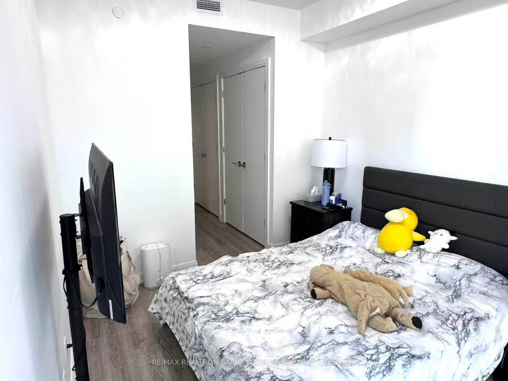 50 Charles Street Unit 3407 photo 7