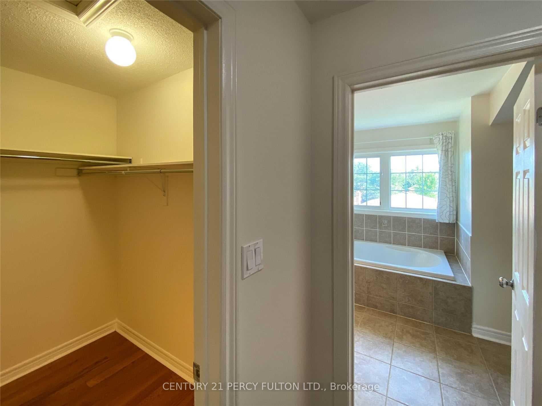 169E Finch Avenue photo 13