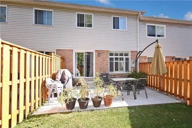 1039 Cedarglen Gate Unit 8 photo 15