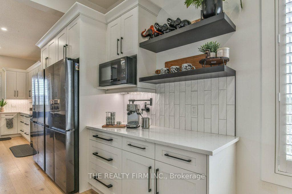 2 FRIDGES AND COFFEE BAR