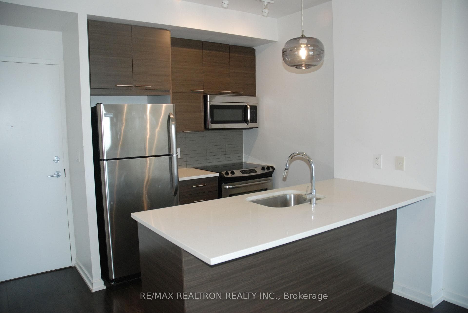 66 Forest Manor Road Unit 1304 photo 5