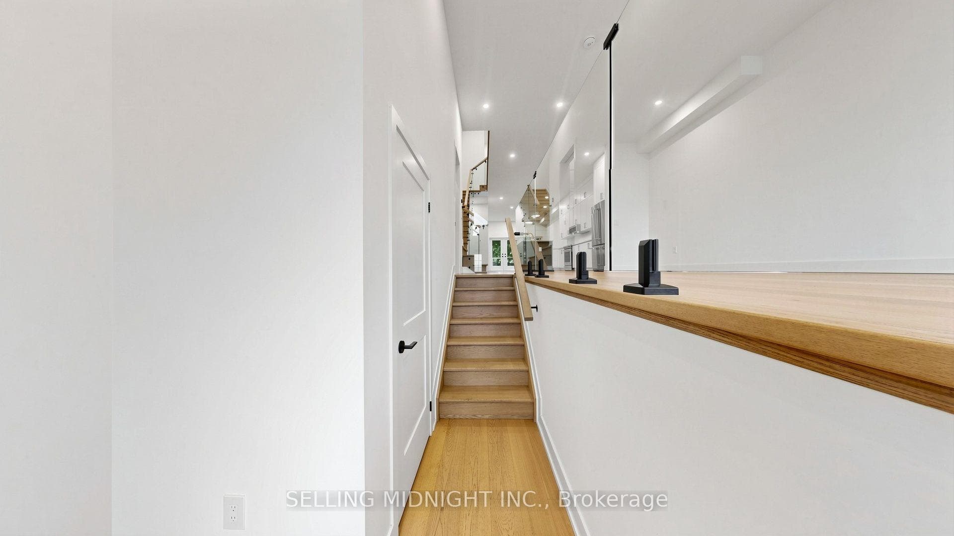 42 Guthrie Avenue photo 19
