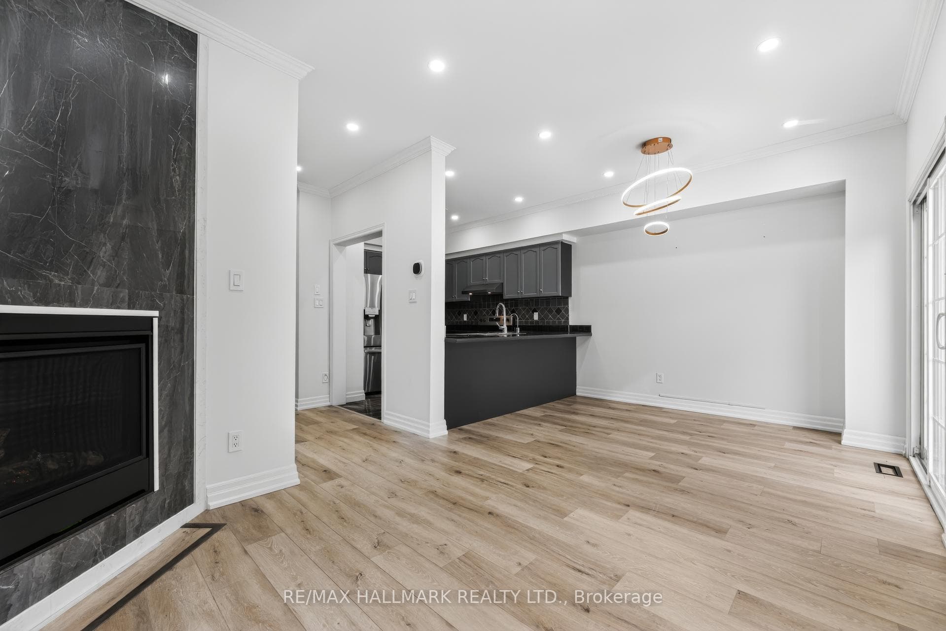 180 Blue Willow Drive Unit 39 photo 7