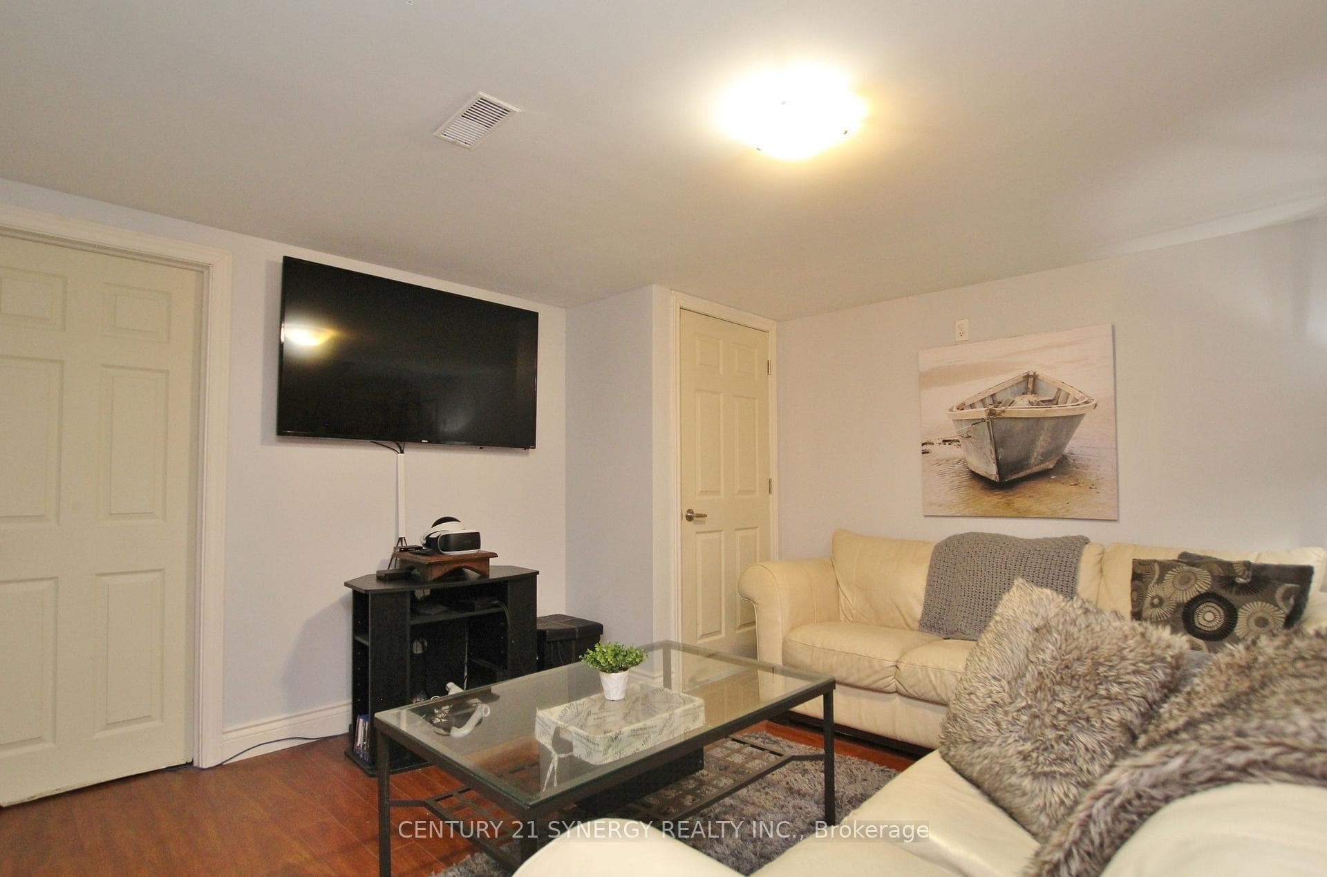 6164 Ottawa Street photo 21