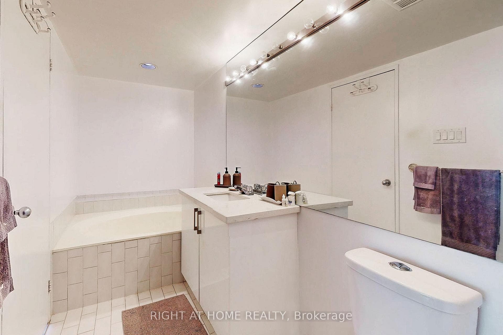 1300 Islington Avenue Unit 2404 photo 30
