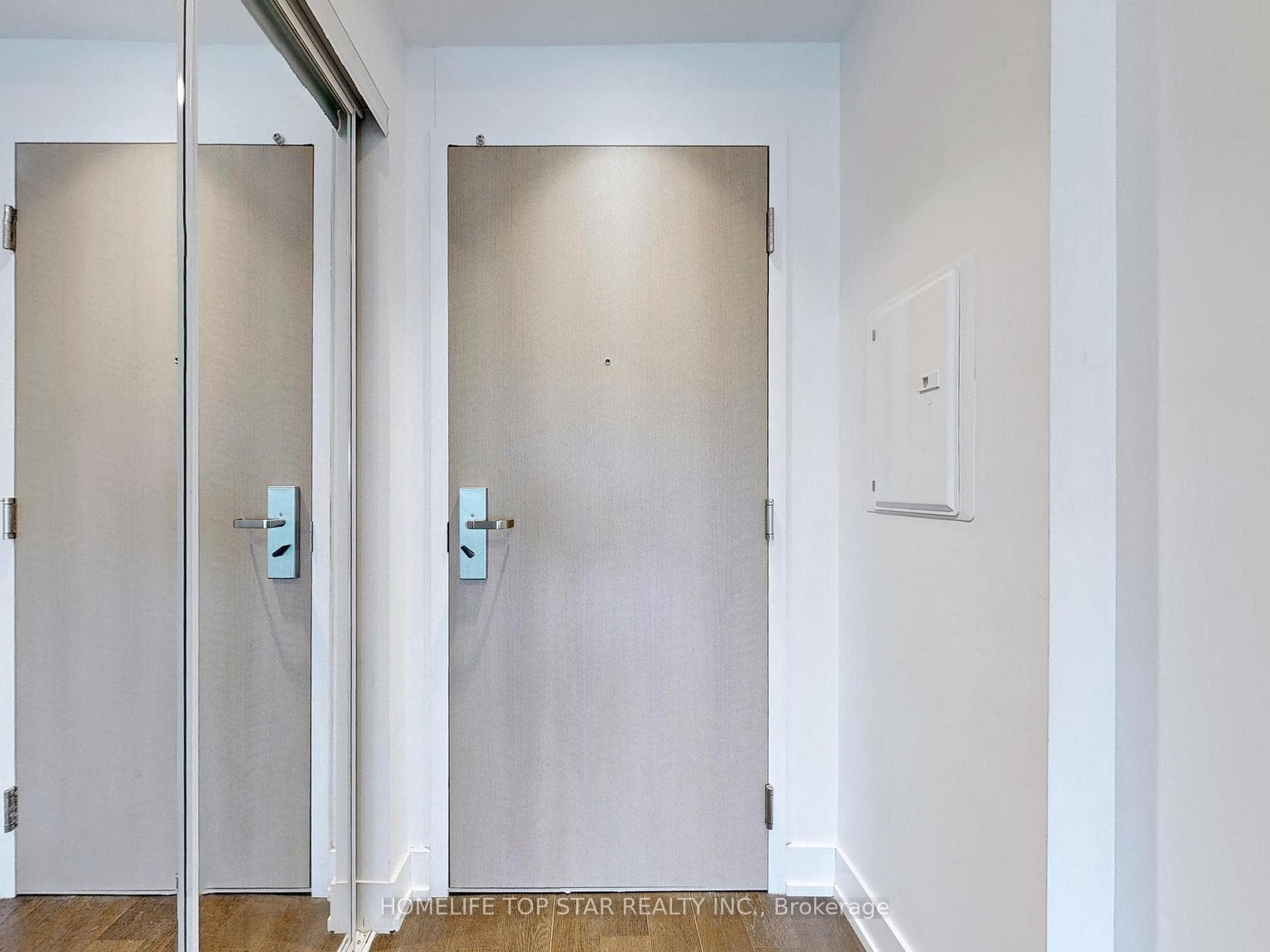 7 Grenville Street Unit 3908 photo 26
