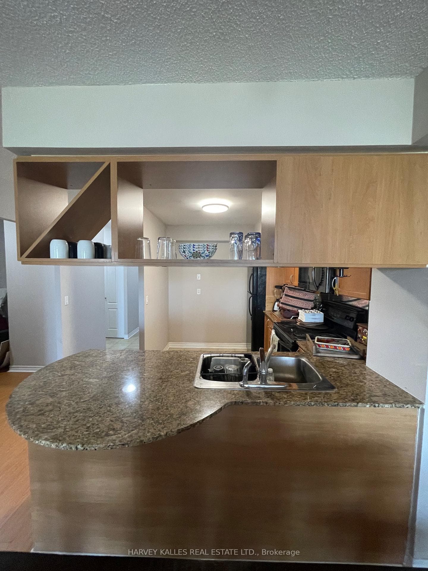 breakfast bar
