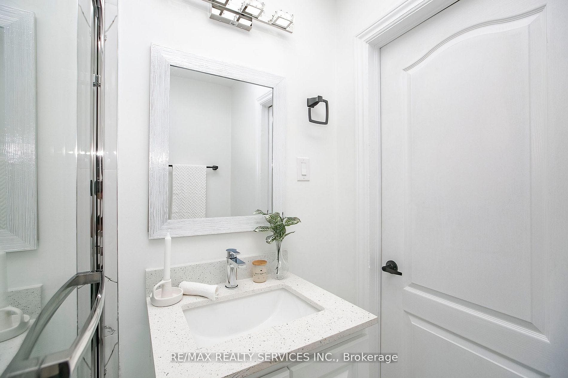 20 Somerset Avenue photo 27