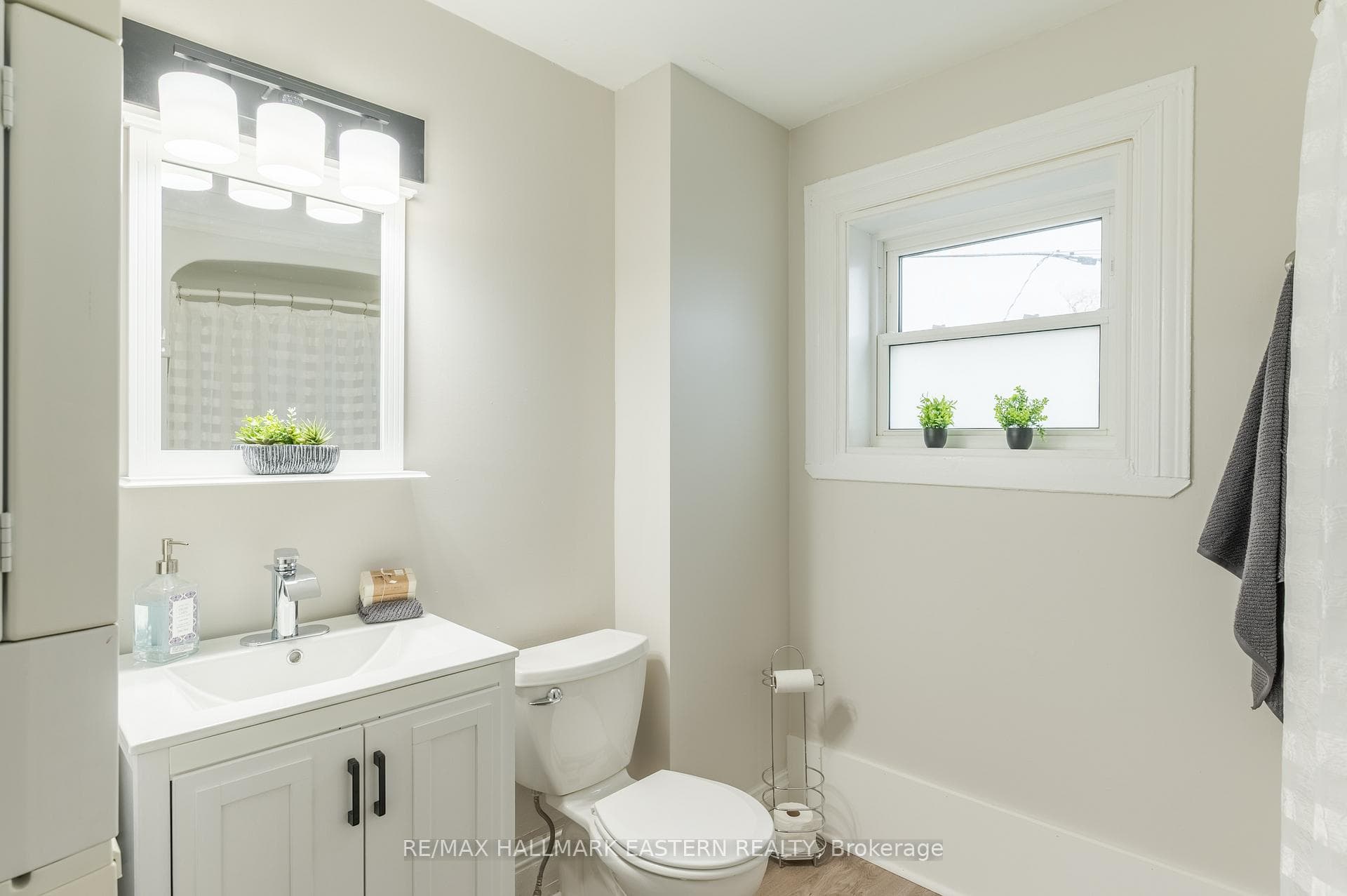 1065 High Street photo 26