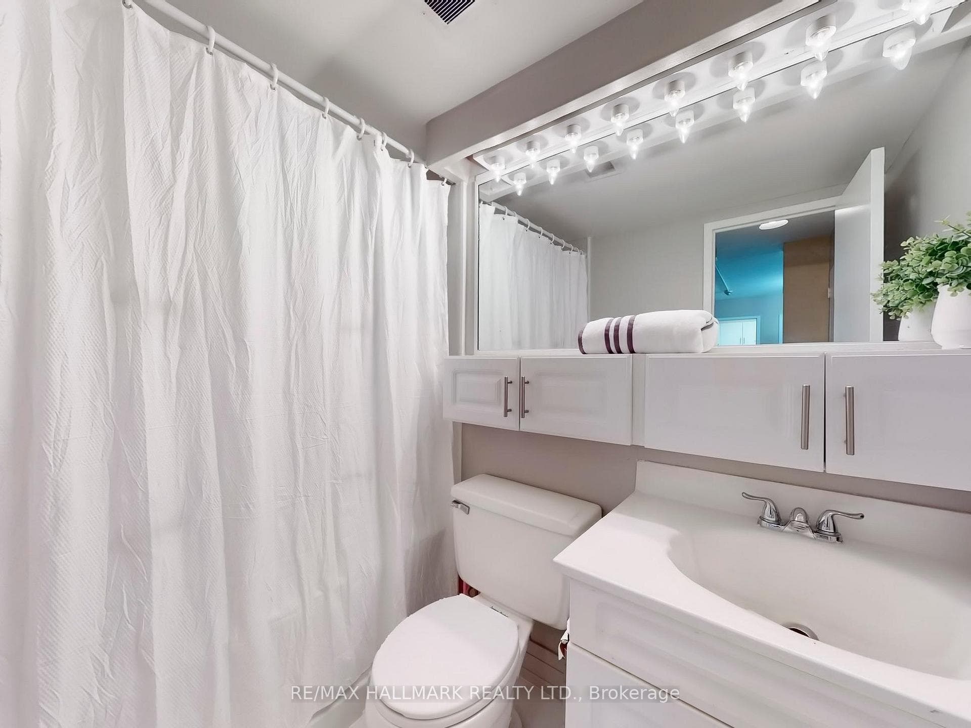 10 Parkway Forest Drive Unit 903 photo 15